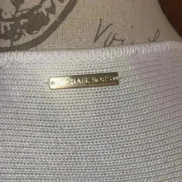 Micheal Kors Sweater - Picture 3 of 4